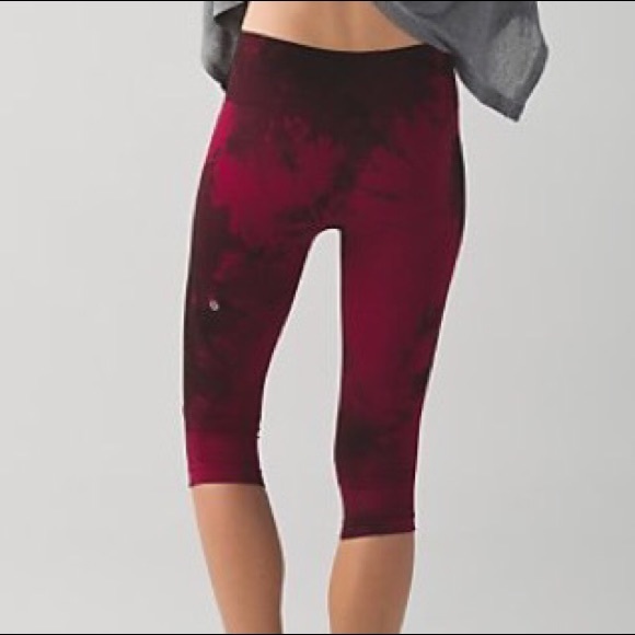 lululemon athletica Pants - Lululemon In The Flow Crop Legging Size 2